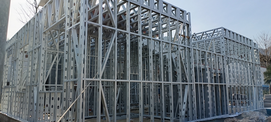 輕鋼房屋的采暖和供暖系統(tǒng)如何選擇和安裝?(圖2) 輕鋼房屋的采暖和供暖系統(tǒng)如何選擇和安裝?(圖2)